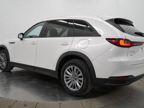 Used 2024 MAZDA CX-90 Plug-In Hybrid w/ Preferred AWD/4WD image 5