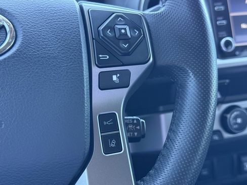 Used 2020 Toyota Tacoma SR5 image 19