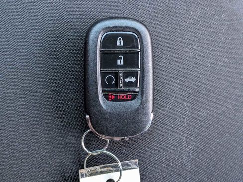 Used 2023 Honda Civic Sport image 31