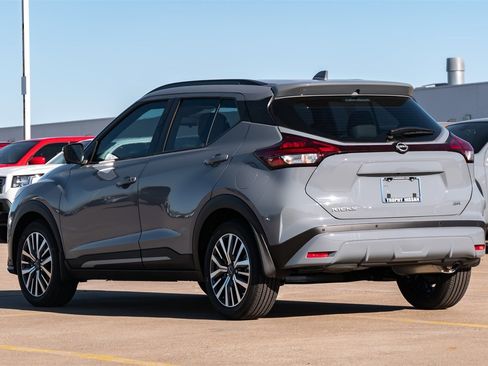 Certified 2024 Nissan Kicks SR w/ SR Premium Package image 6
