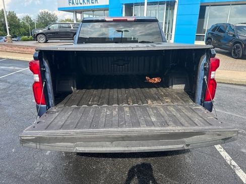 Used 2023 Chevrolet Silverado 1500 RST AWD/4WD image 19