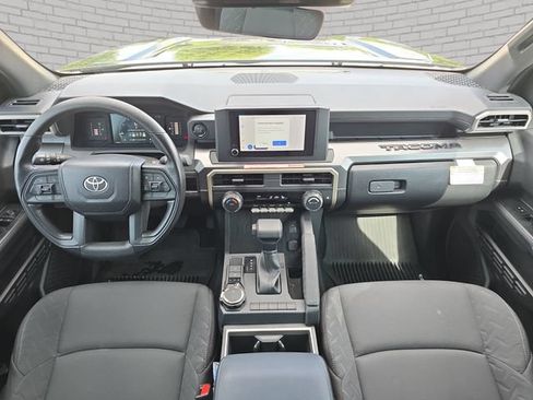 Used 2026 Toyota Tacoma 4x4 Double Cab image 10