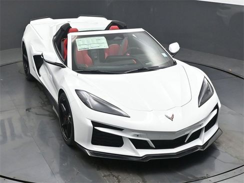 New 2026 Chevrolet Corvette E-Ray w/ Stealth Interior Trim Package image 26