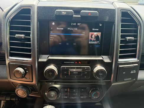Used 2017 Ford F150 XLT w/ Equipment Group 302A Luxury RWD image 35