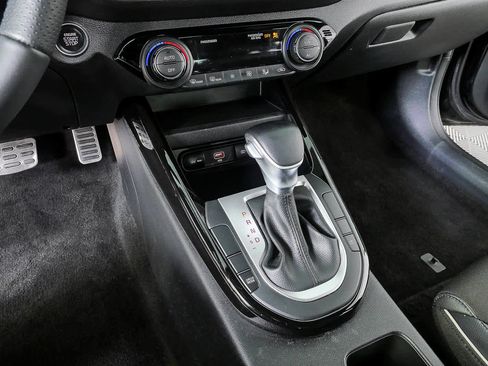 Used 2024 Kia Forte GT-Line FWD image 17