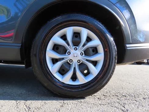 Used 2024 Honda CR-V LX image 9