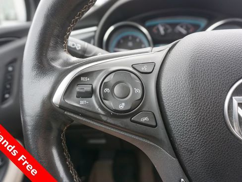 Used 2017 Buick Envision Essence AWD/4WD image 4