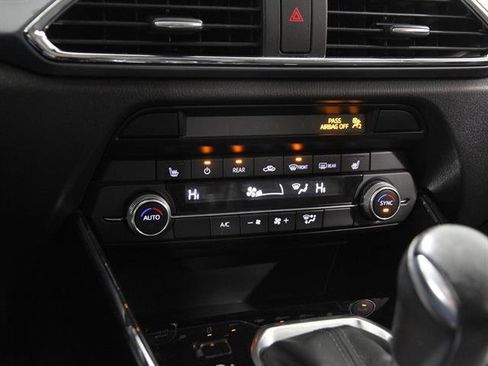 Certified 2022 MAZDA CX-9 Touring w/ Touring Premium Package image 13