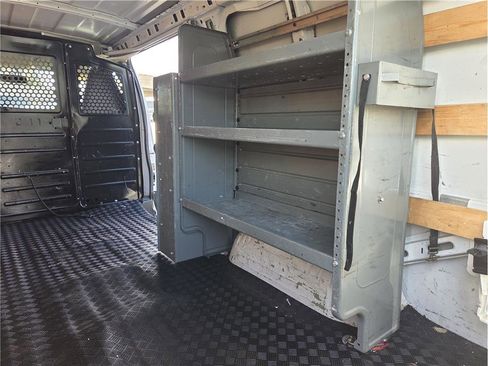 Used 2019 Chevrolet Express 2500 w/ Driver Convenience Package image 27