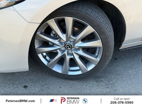 Used 2023 MAZDA MAZDA3 s FWD image 18