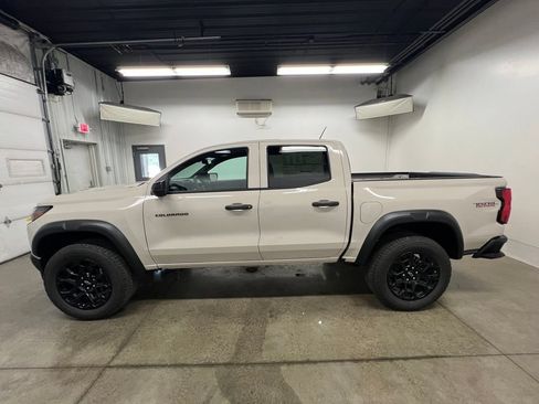 New 2026 Chevrolet Colorado Trail Boss AWD/4WD image 11