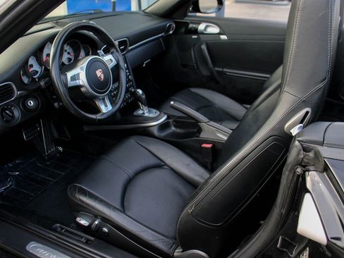 Used 2011 Porsche 911 Carrera 4S image 13