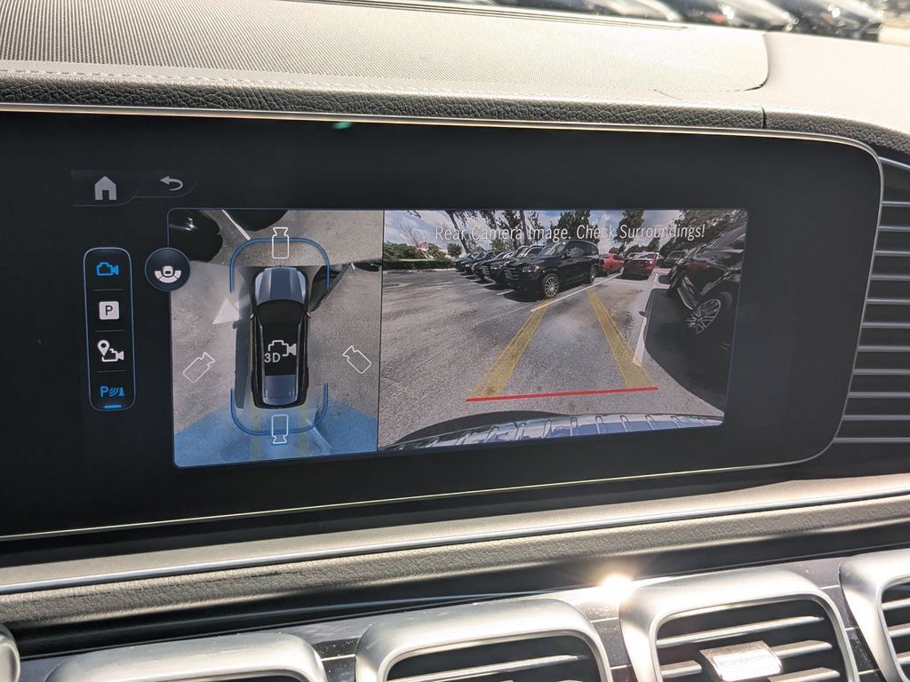 Certified 2025 Mercedes-Benz GLS 580 4MATIC image 9