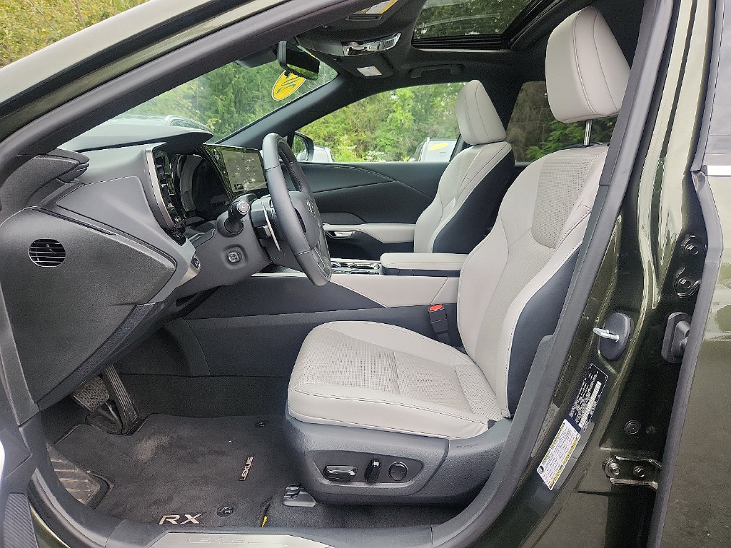 Used 2024 Lexus RX 350 w/ Convenience Package AWD/4WD image 18