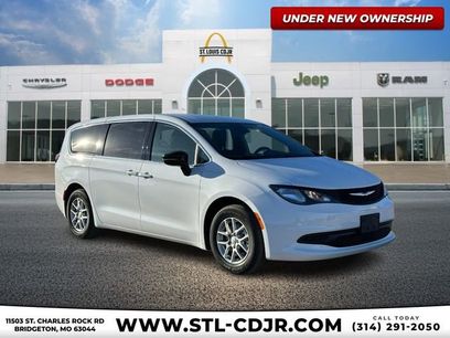 New 2026 Chrysler Voyager LX
