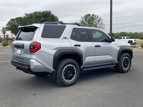 New 2026 Toyota 4Runner TRD Off-Road Premium AWD/4WD image 5