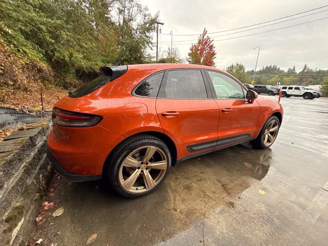 Used 2022 Porsche Macan AWD/4WD image 7