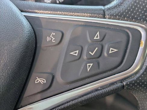 Used 2019 Chevrolet Malibu LT image 14