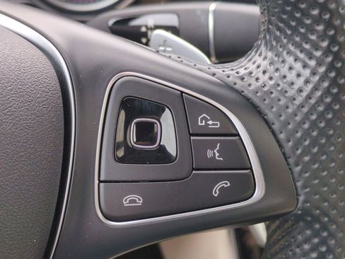 Used 2017 Mercedes-Benz E 300 4MATIC image 19