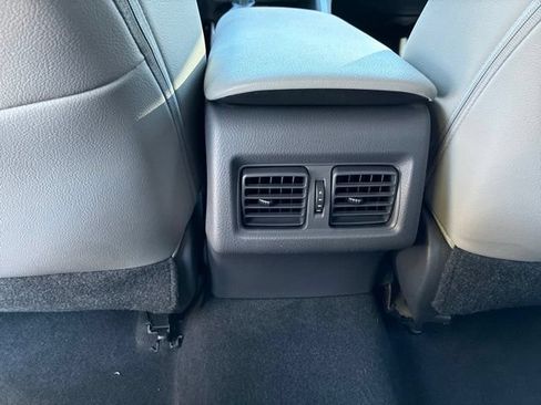 Used 2018 Toyota Camry SE w/ Audio Package FWD image 23