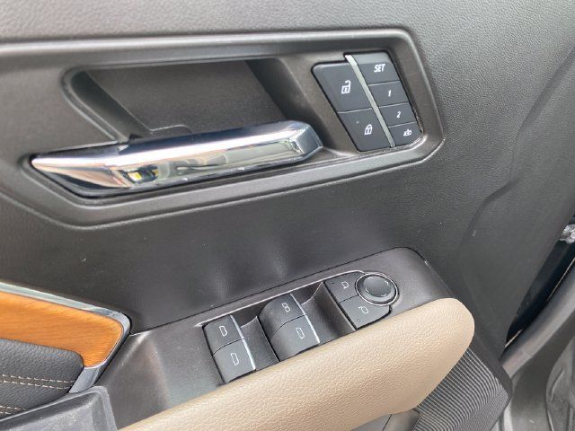Certified 2024 GMC Canyon Denali AWD/4WD image 19