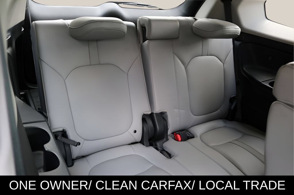 Used 2025 Honda Pilot EX-L image 19