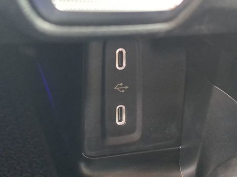 New 2025 Mercedes-Benz GLC 350e 4MATIC image 10