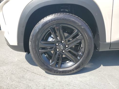 New 2026 Chevrolet Trax ACTIV FWD image 7