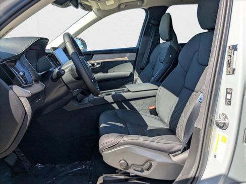 New 2026 Volvo XC90 T8 Plus image 4