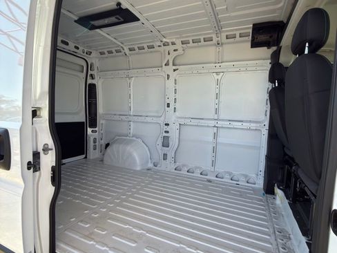 New 2026 RAM ProMaster 1500 w/ Convenience Group FWD image 24