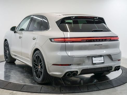New 2026 Porsche Cayenne AWD/4WD image 3