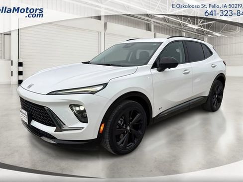 Used 2024 Buick Envision Sport Touring image 8