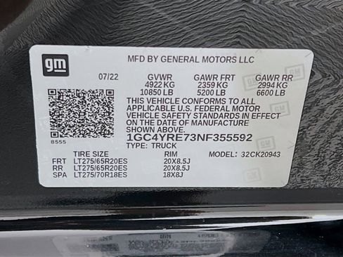 Certified 2022 Chevrolet Silverado 2500 High Country w/ LPO, Dark Essentials Package image 34