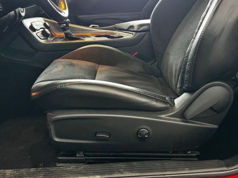 Used 2022 Dodge Challenger R/T w/ Plus Package RWD image 6