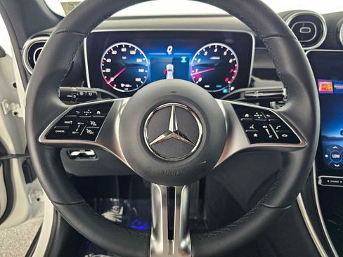 Certified 2025 Mercedes-Benz GLC 300 image 24