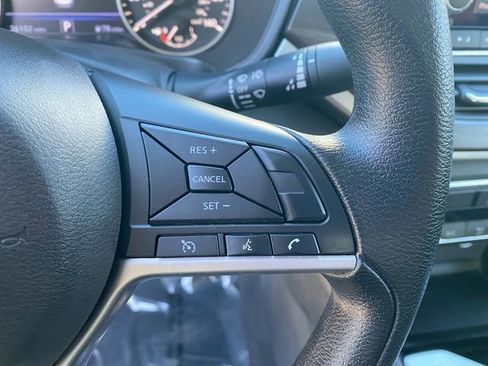 Used 2024 Nissan Altima 2.5 SV image 20