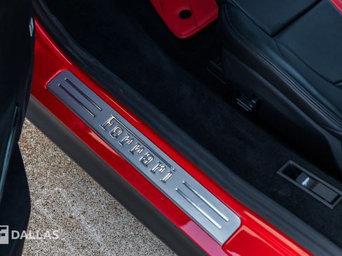 Used 2023 Ferrari SF90 Stradale image 22