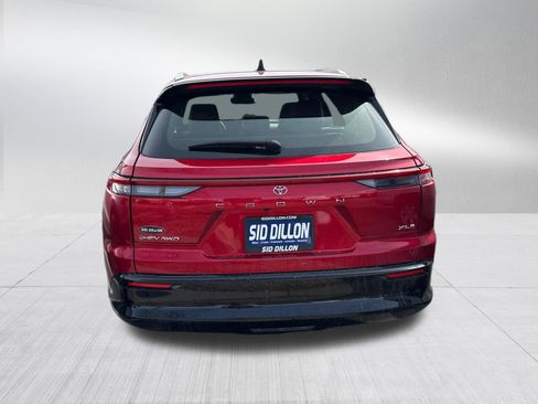 Used 2025 Toyota Crown Signia image 7