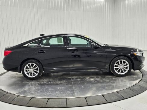 Used 2022 Honda Accord LX image 6