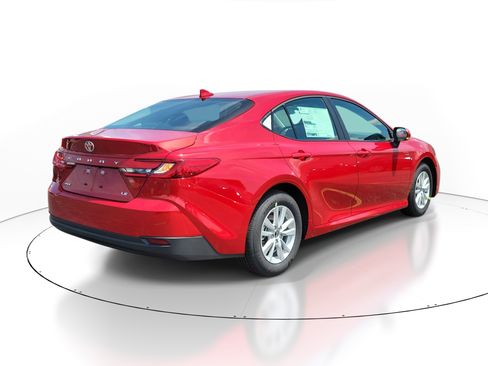 New 2026 Toyota Camry LE FWD image 4