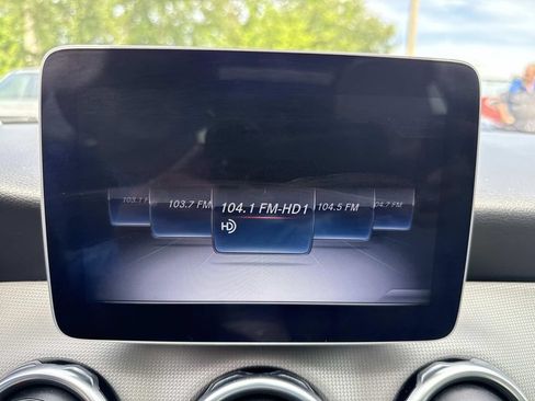 Used 2020 Mercedes-Benz GLA 250 4MATIC image 31