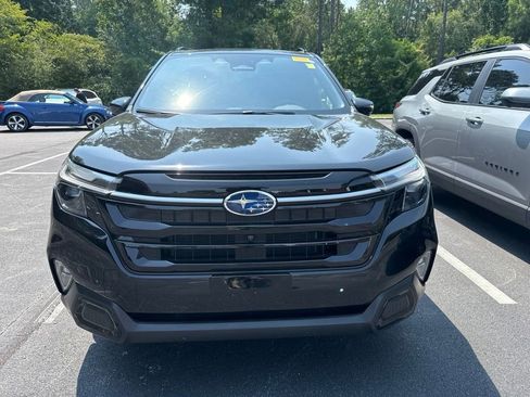 Used 2025 Subaru Forester Touring AWD/4WD image 7