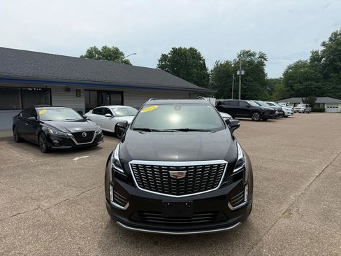 Used 2024 Cadillac XT5 Premium Luxury AWD/4WD image 2