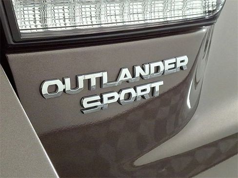 Used 2024 Mitsubishi Outlander Sport LE image 28