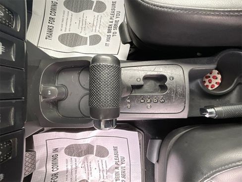 Used 2008 Volkswagen Beetle S image 18