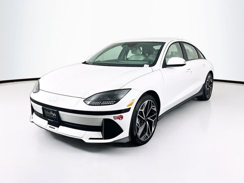 Used 2024 Hyundai Ioniq 6 SEL RWD image 3