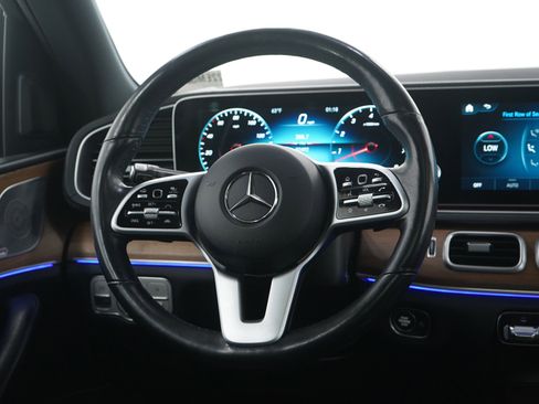 Used 2021 Mercedes-Benz GLS 580 4MATIC image 15