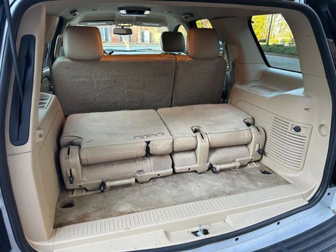 Used 2012 GMC Yukon SLT w/ SLT-2 Equipment Package image 14