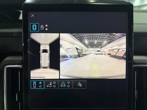 Certified 2025 GMC Yukon Denali image 22