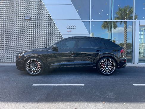 New 2026 Audi SQ8 Prestige image 3